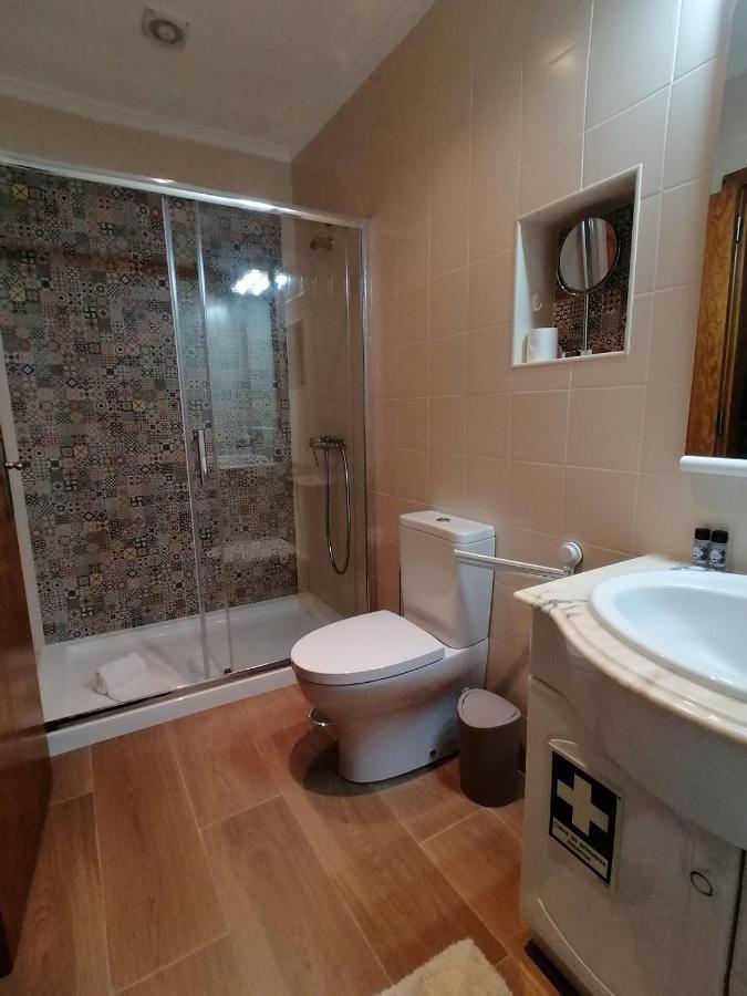 Casa Do Vicente, Localizada A 1.7Km Da Praia. Ribamar  外观 照片